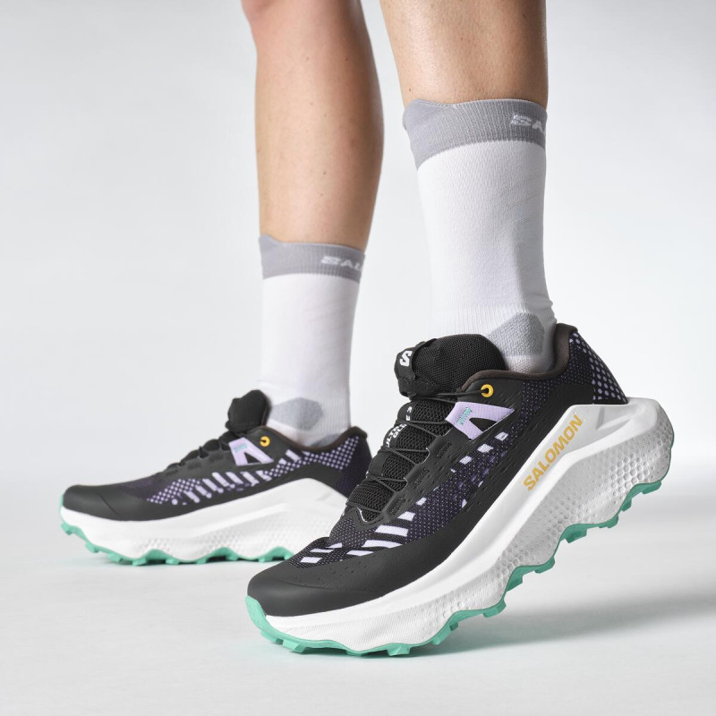 Dámska bežecká obuv Salomon ULTRA GLIDE 3 W PROTO PACK Black/Wh 1