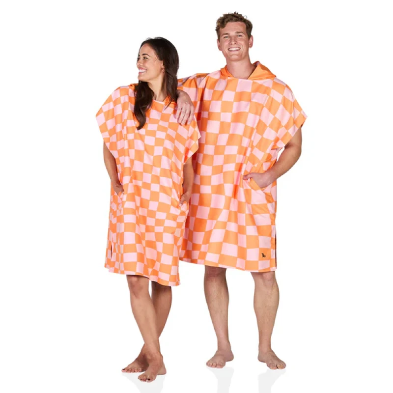 Dospelácke pončo Dock and Bay Quickdry Hooded Poncho - Groovy Check 1