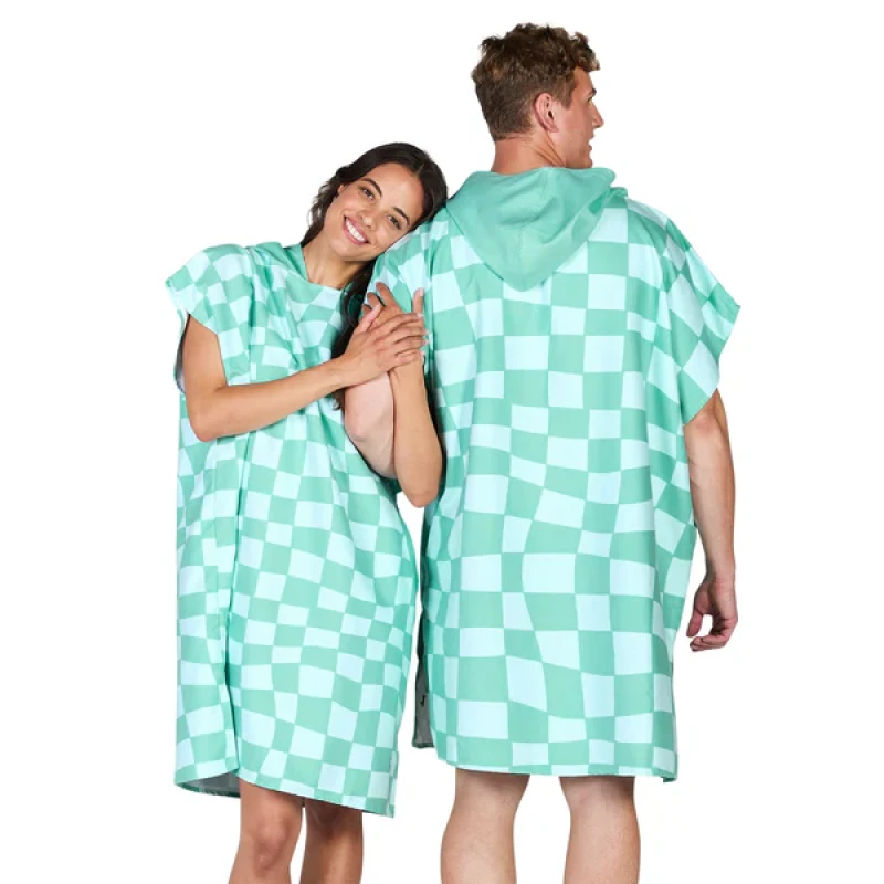 Dospelácke pončo Dock and Bay Quickdry Hooded Poncho - Groovy Check 8