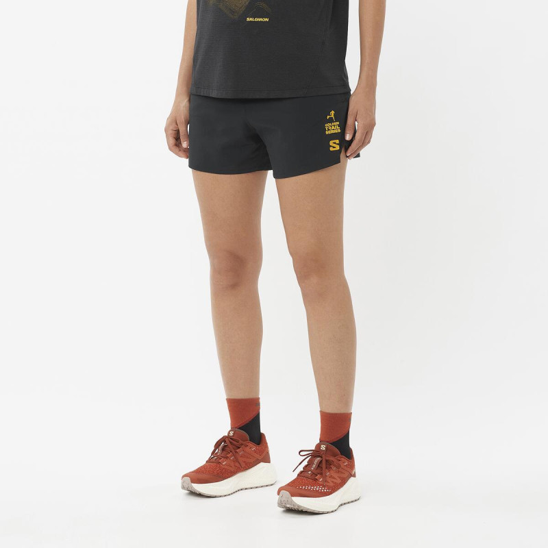 Dámske bežecké trenky Salomon SHAKEout C SHTS 4" GTS W Deep Black 2