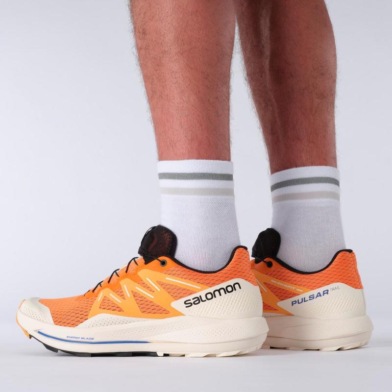 Pánska trailová bežecká obuv Salomon PULSAR TRAIL Vibrant Orange / Vanila
