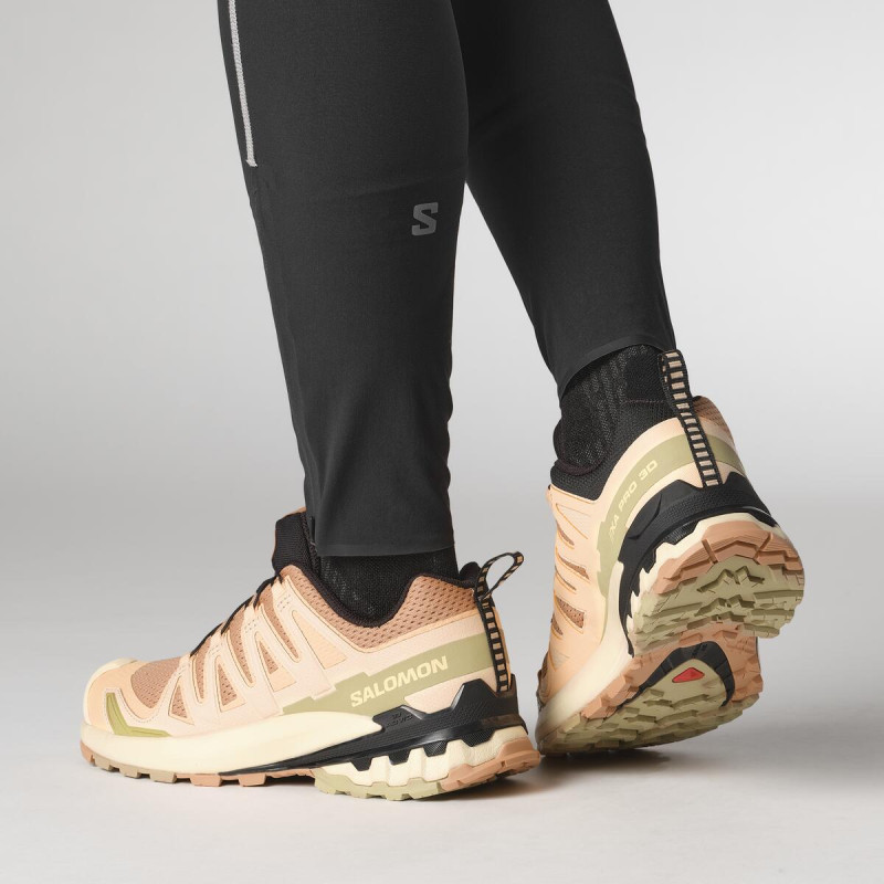 Dámska trailová obuv Salomon XA PRO 3D V9 W Cork/Peachf/Sponge 6