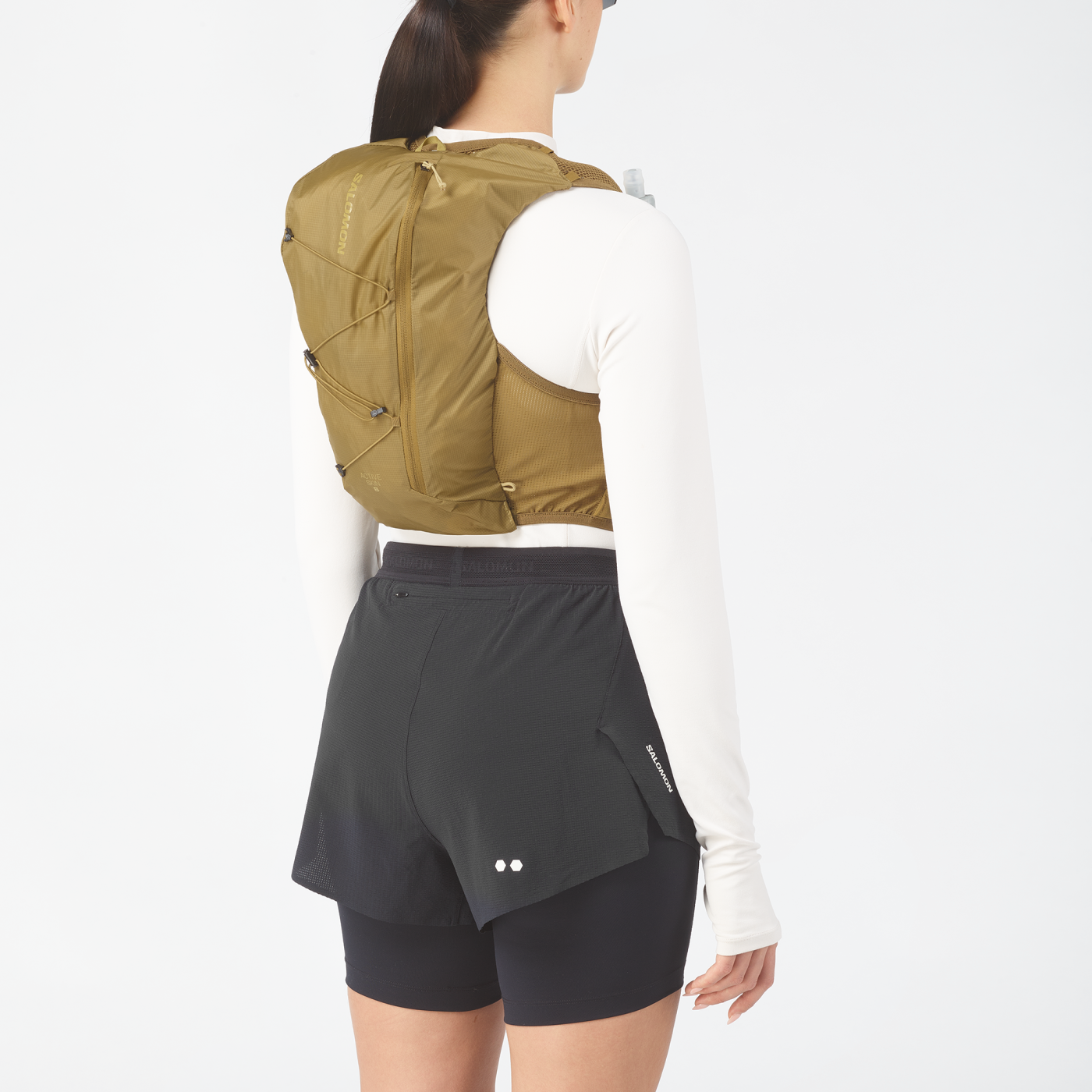 Bežecká vesta Salomon Active Skin s objemom 8l - Eshop a predajňa Salomon Bratislava