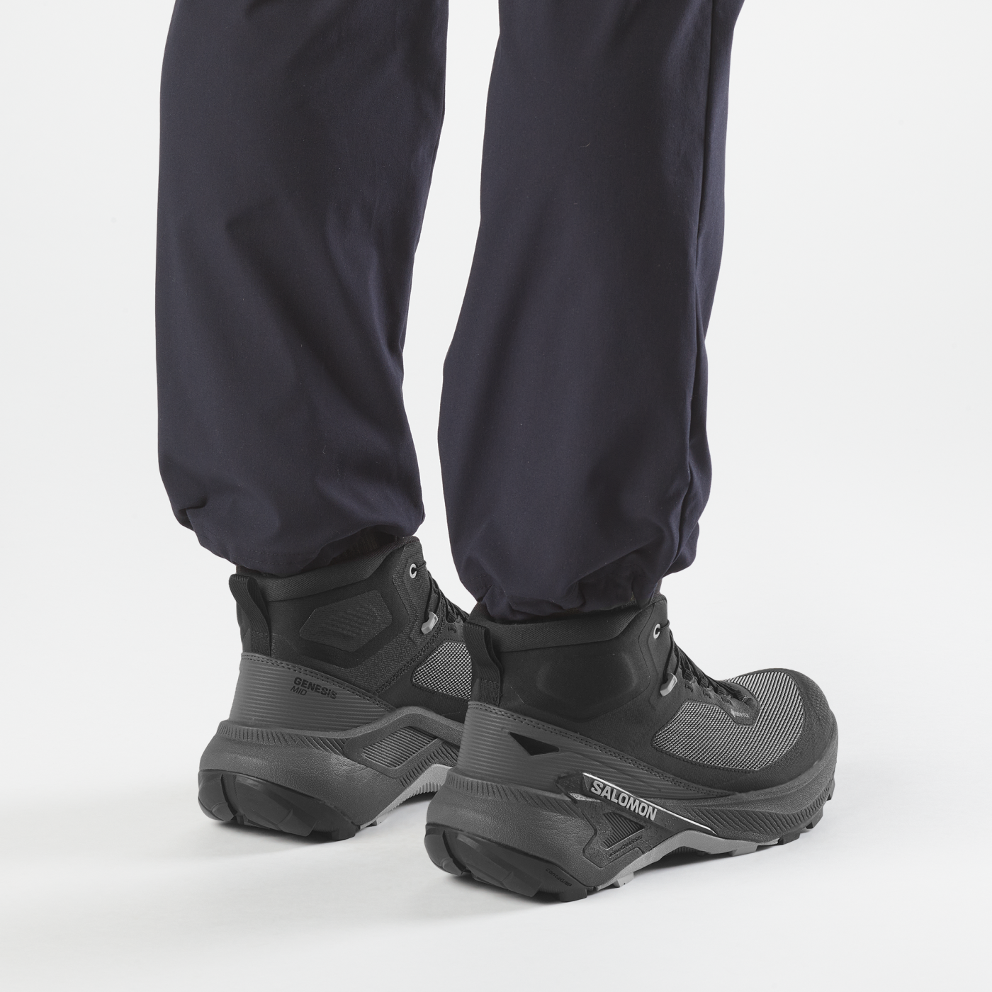 Salomon Genesis Mid GORE-TEX ľahká turistická obuv na celodenné túry