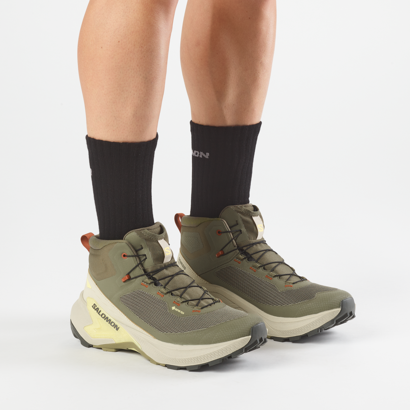 Salomon Genesis Mid GORE-TEX ľahká turistická obuv na celodenné túry