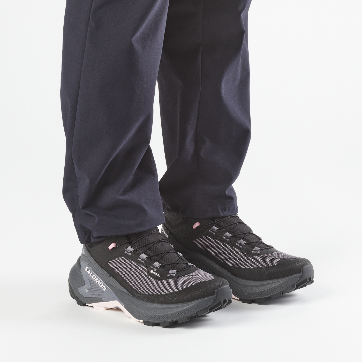 Salomon Genesis Mid GORE-TEX ľahká turistická obuv na celodenné túry
