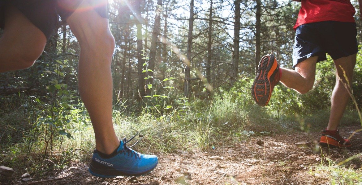 ako vybrat bezecku obuv - trailove tenisky do lesa na odpruzena obuv
